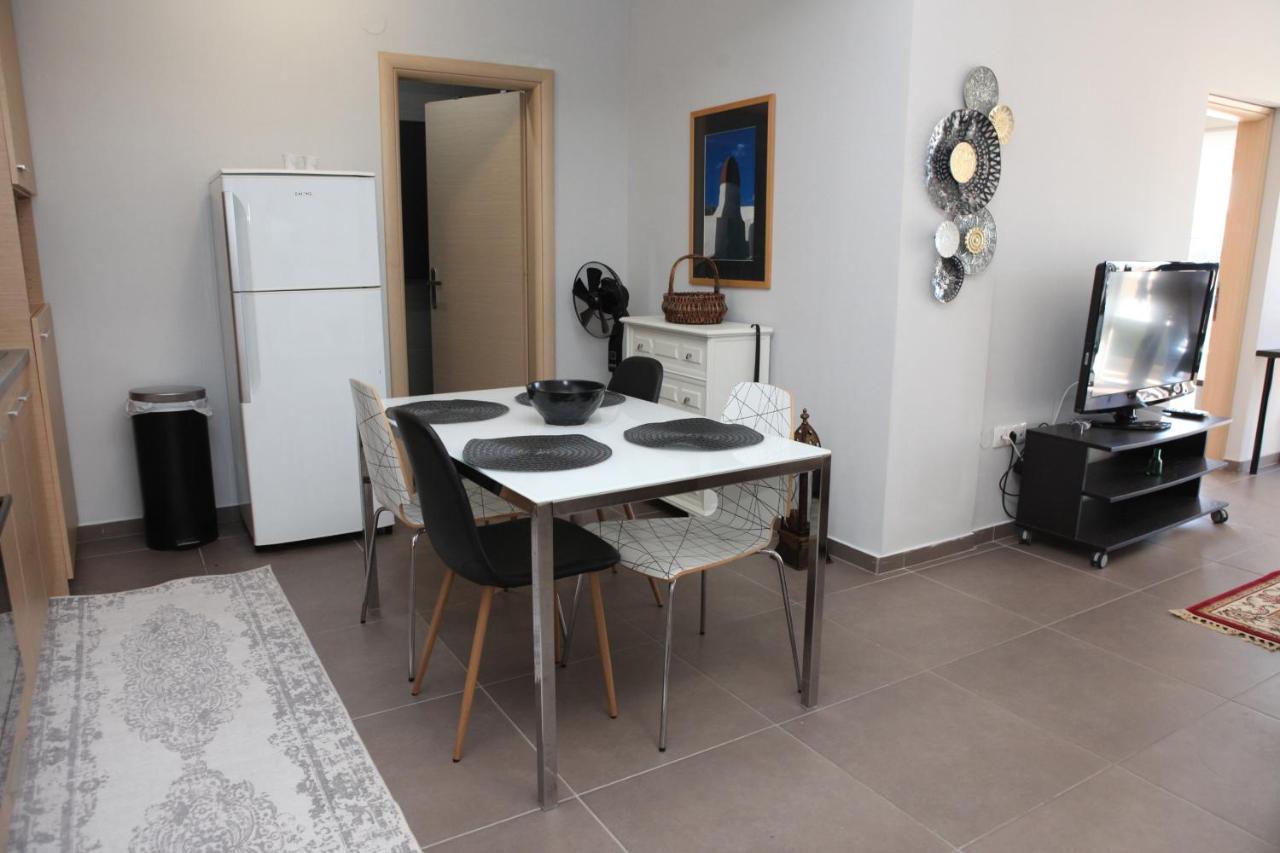55 Egnatia Apartment Tesalonika Bagian luar foto